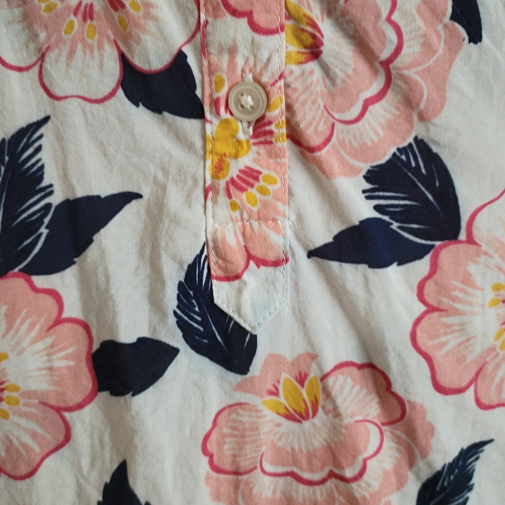 Loft Outlet Longsleve Floral White quarter Button-down M( color Transfer spot) - Picture 2 of 4